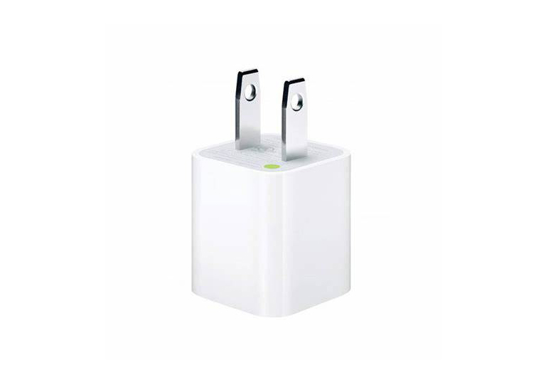 Adaptador de Corriente Apple / iPhone